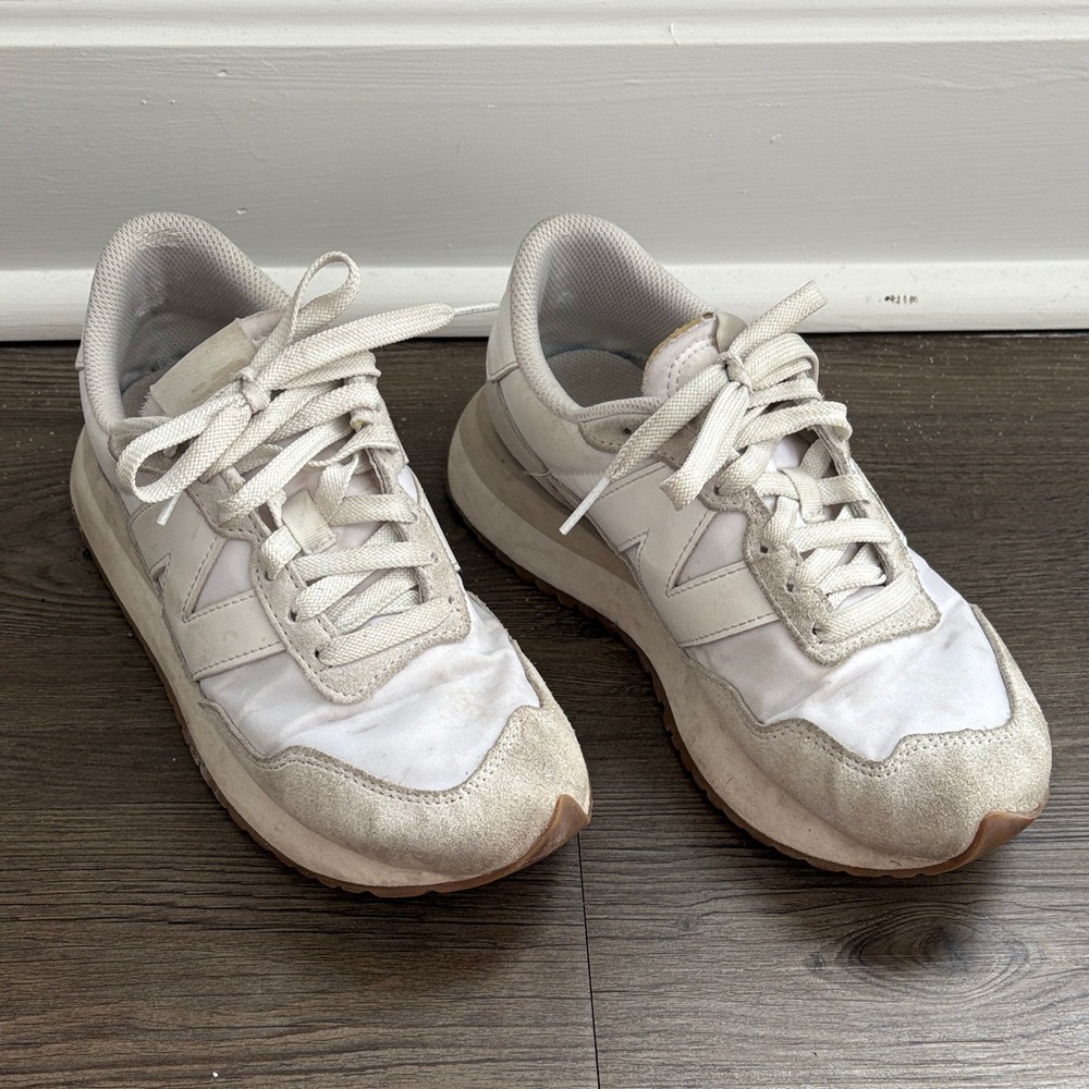 New Balance 237 Sneakers
